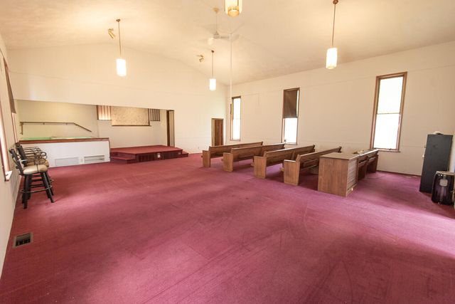 31 Vine Street, Hillsdale, MI 49242
