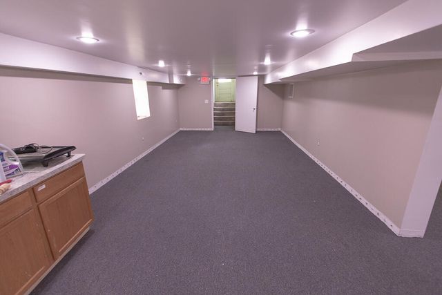 31 Vine Street, Hillsdale, MI 49242