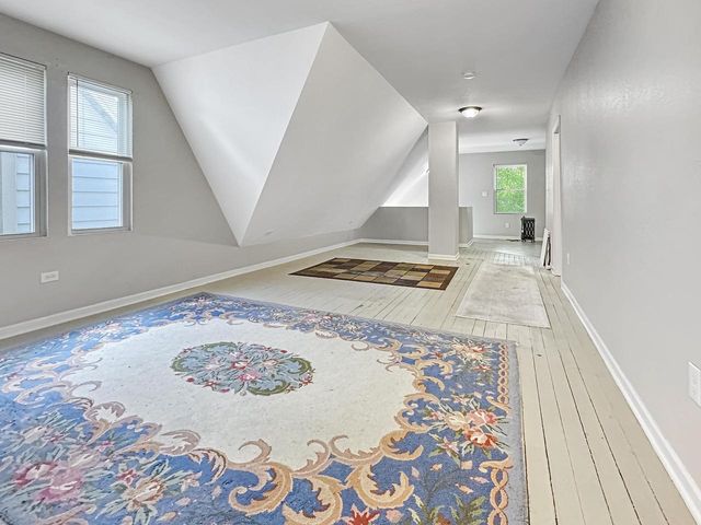 3758 E Layton AVENUE, Cudahy, WI 53110