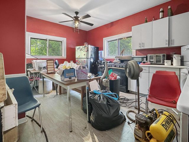 3758 E Layton AVENUE, Cudahy, WI 53110