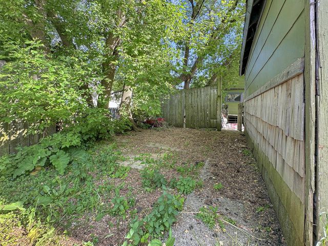 3758 E Layton AVENUE, Cudahy, WI 53110
