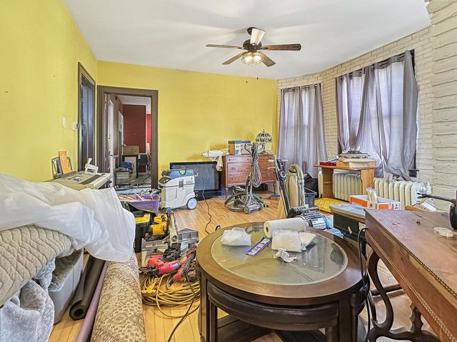 3758 E Layton AVENUE, Cudahy, WI 53110