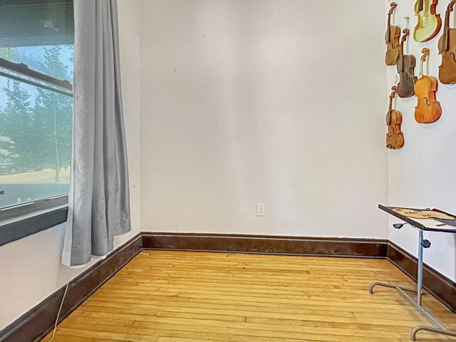 3758 E Layton AVENUE, Cudahy, WI 53110