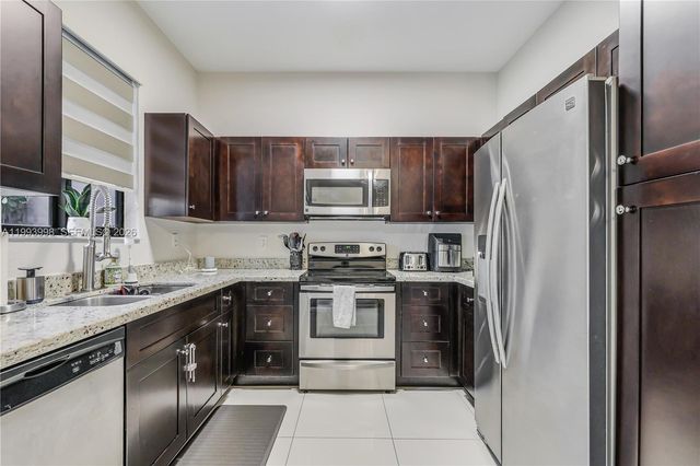 12785 SW 131st Ter, Miami, FL 33186