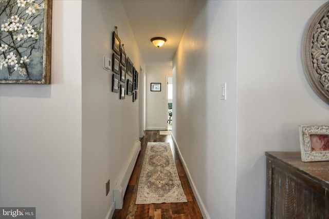 1001 LAKEVIEW TER, Pennsburg, PA 18073