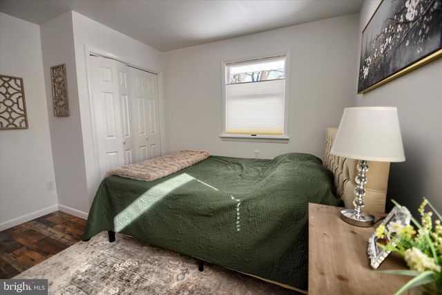 1001 LAKEVIEW TER, Pennsburg, PA 18073