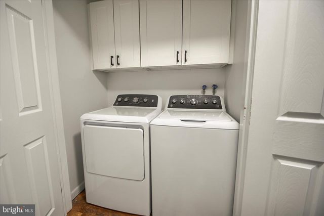 1001 LAKEVIEW TER, Pennsburg, PA 18073