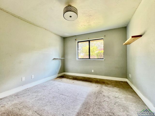 11 Stonegate Dr., Longview, TX 75601