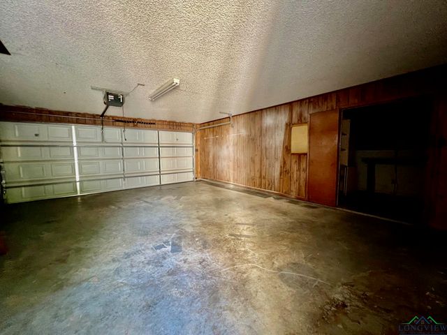 11 Stonegate Dr., Longview, TX 75601