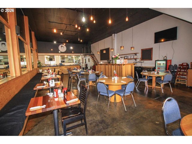2014 MAIN St, Forest Grove, OR 97116