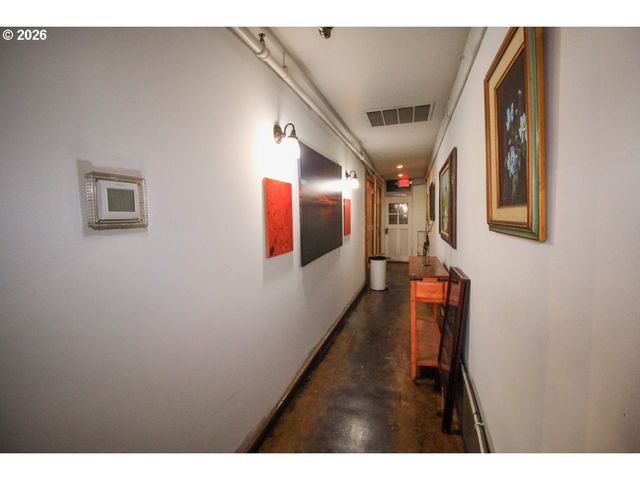 2014 MAIN St, Forest Grove, OR 97116