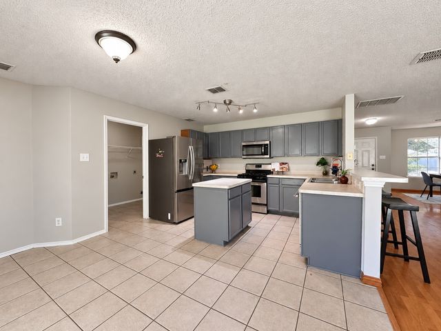 1558 Laurel Hall Lane, Little Elm, TX 75068