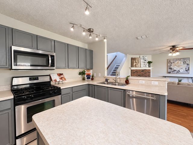 1558 Laurel Hall Lane, Little Elm, TX 75068
