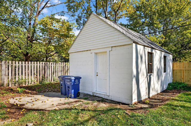 2166 Lexington Avenue, Columbus, OH 43211