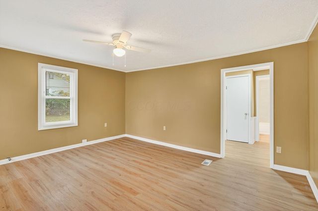 2166 Lexington Avenue, Columbus, OH 43211