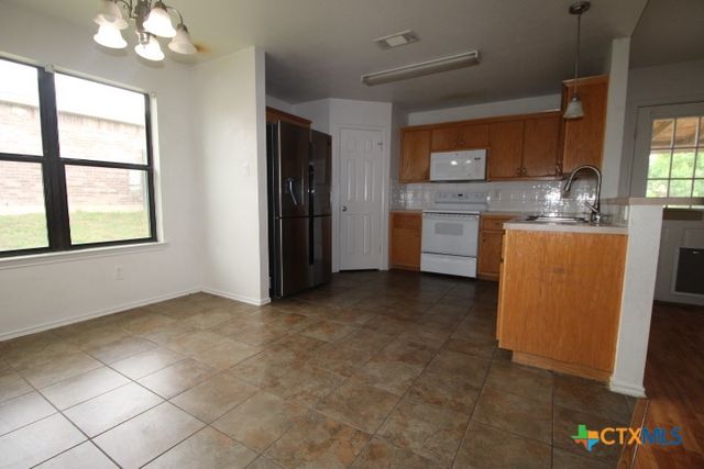 1307 Marlee Circle, Copperas Cove, TX 76522