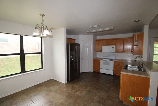 1307 Marlee Circle, Copperas Cove, TX 76522