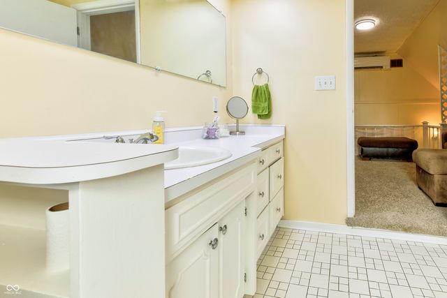 25 W 9th Street, Lapel, IN 46051