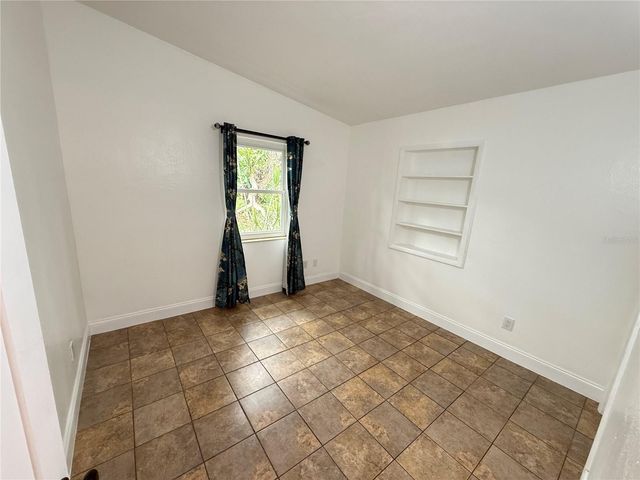 4394 POMPANO DRIVE SE, St Petersburg, FL 33705