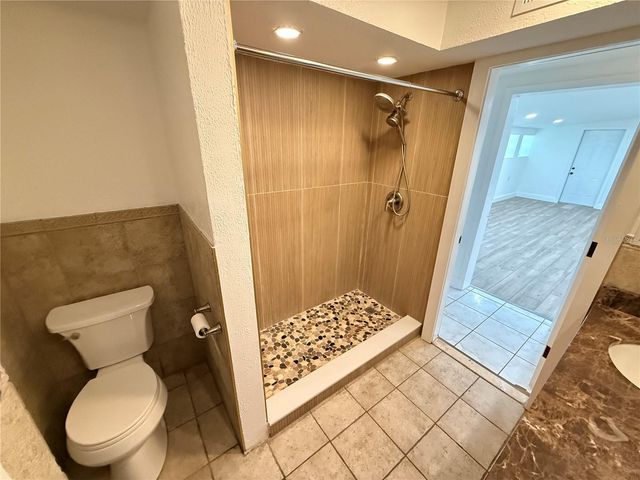 4394 POMPANO DRIVE SE, St Petersburg, FL 33705