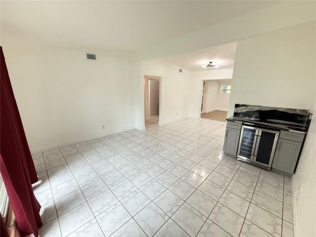 4394 POMPANO DRIVE SE, St Petersburg, FL 33705