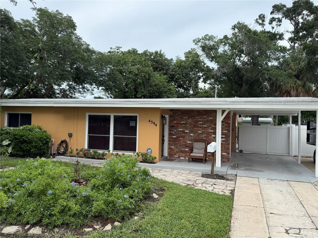 4394 POMPANO DRIVE SE, St Petersburg, FL 33705