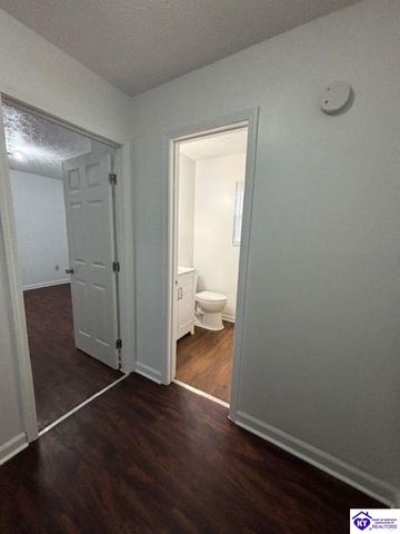 1202 Clear Ridge Lane, Radcliff, KY 40160