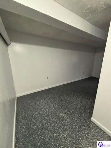 1202 Clear Ridge Lane, Radcliff, KY 40160