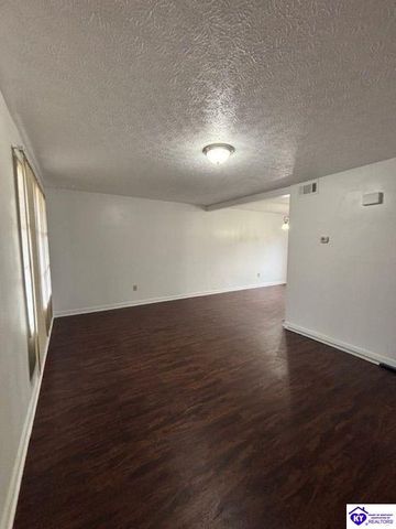 1202 Clear Ridge Lane, Radcliff, KY 40160