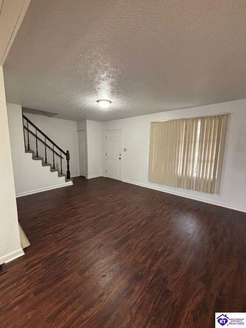 1202 Clear Ridge Lane, Radcliff, KY 40160