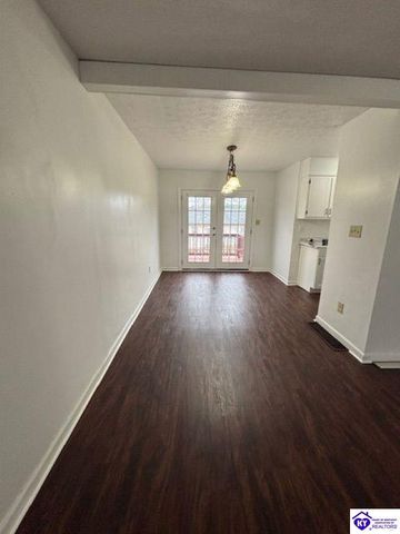 1202 Clear Ridge Lane, Radcliff, KY 40160