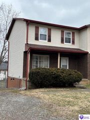 1202 Clear Ridge Lane, Radcliff, KY 40160