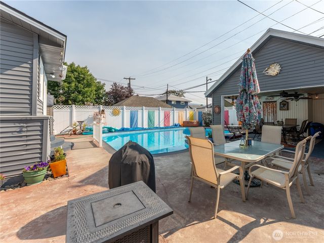 529 Douglas Street, Wenatchee, WA 98801