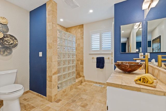 12029 Lakeshore S, Auburn, CA 95602