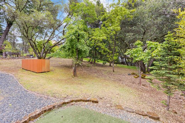 12029 Lakeshore S, Auburn, CA 95602
