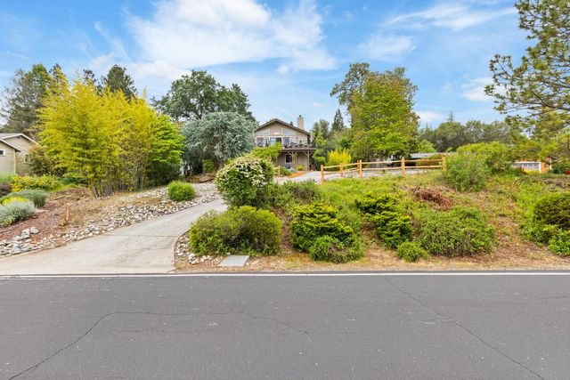 12029 Lakeshore S, Auburn, CA 95602