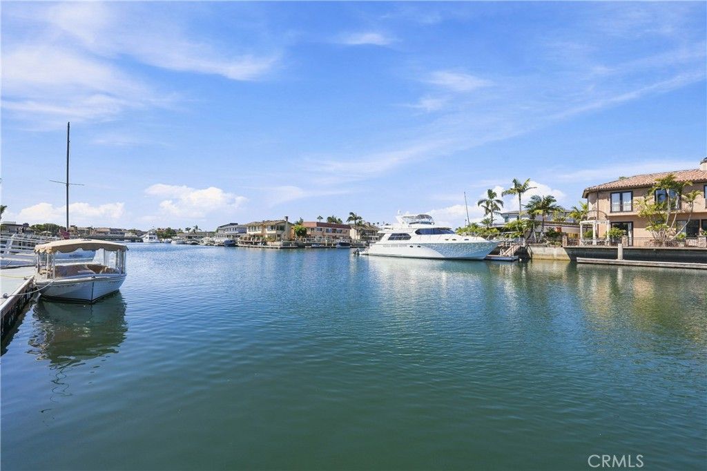 Image 16 of property listing at 16601 Peale, Huntington Beach, CA 92649