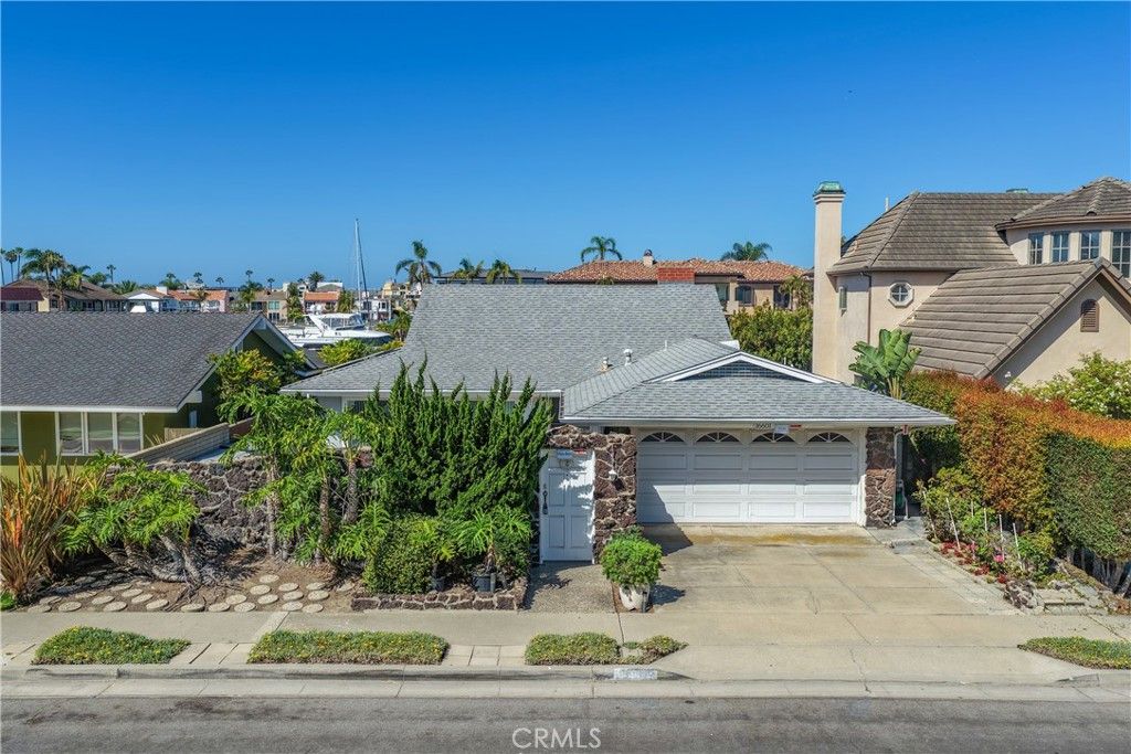 Image 22 of property listing at 16601 Peale, Huntington Beach, CA 92649
