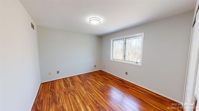 1280 Sunset Road, Ann Arbor, MI 48103