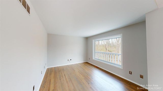 1280 Sunset Road, Ann Arbor, MI 48103