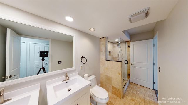 1280 Sunset Road, Ann Arbor, MI 48103