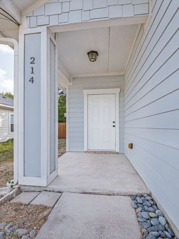 214 Lewis Street, Waxahachie, TX 75165