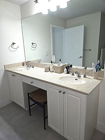 3340 NE 190th St 606, Aventura, FL 33180
