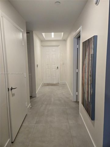 3340 NE 190th St 606, Aventura, FL 33180