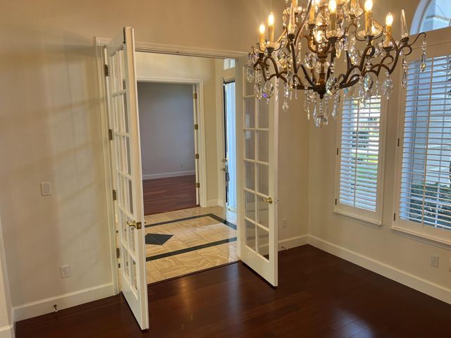 2563 W Fir Avenue, Fresno, CA 93711