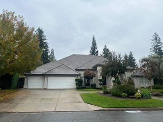 2563 W Fir Avenue, Fresno, CA 93711