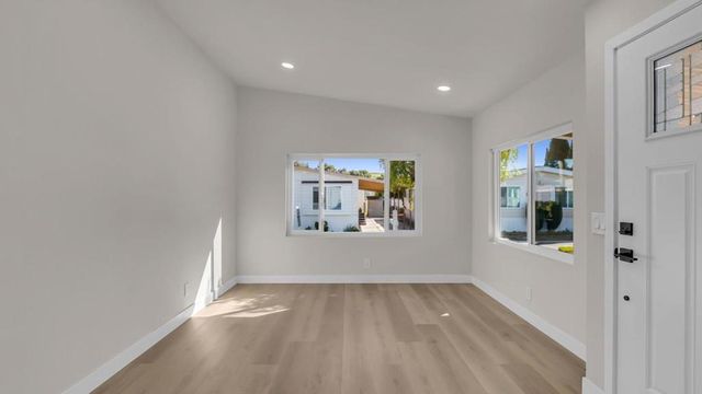 499 Millpond Drive, San Jose, CA 95125