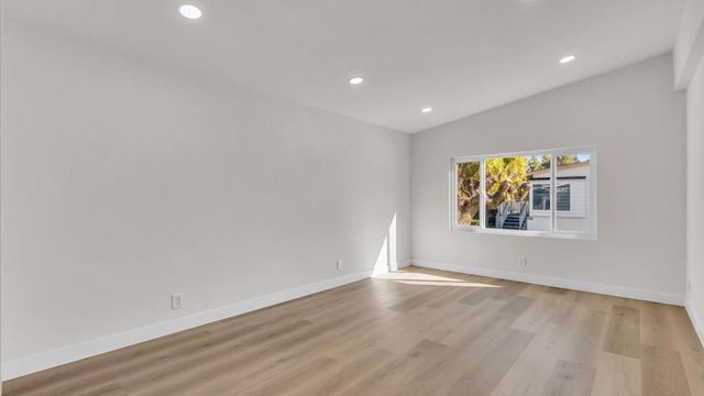 499 Millpond Drive, San Jose, CA 95125