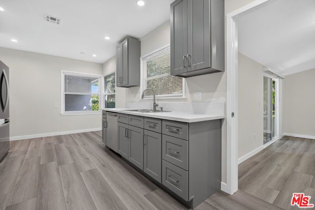 441 Dartmouth Road, Burbank, CA 91504
