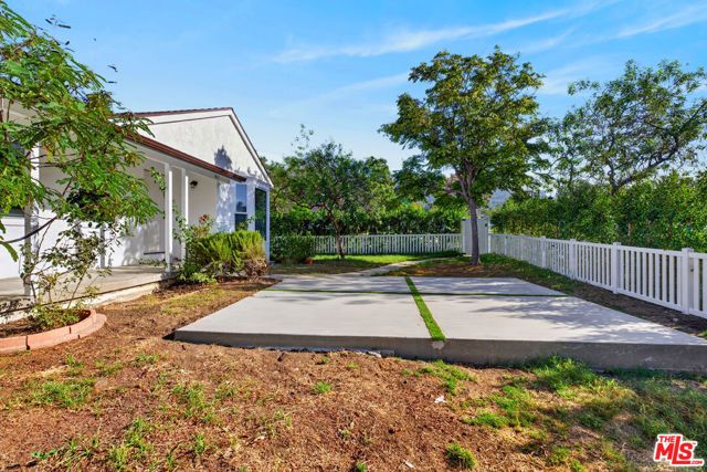 441 Dartmouth Road, Burbank, CA 91504